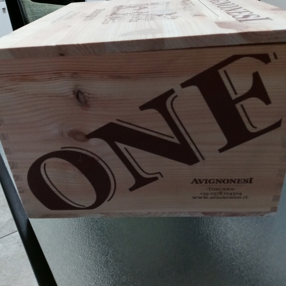 ⭐SOLD⭐Vintage Avignonesi wooden  wine crate - Picture 5 of 16